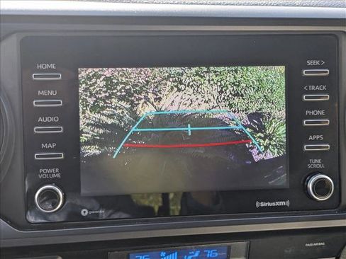 Used 2022 Toyota Tacoma SR image 15