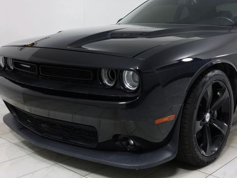 Used 2015 Dodge Challenger R/T Scat Pack RWD image 43