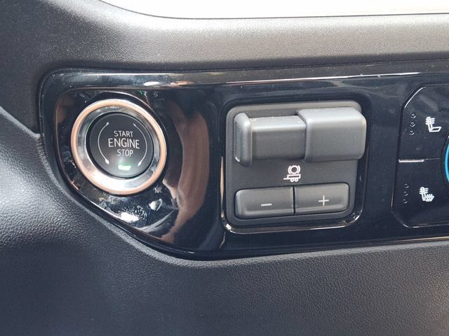 Used 2026 Chevrolet Silverado 1500 RST AWD/4WD image 8