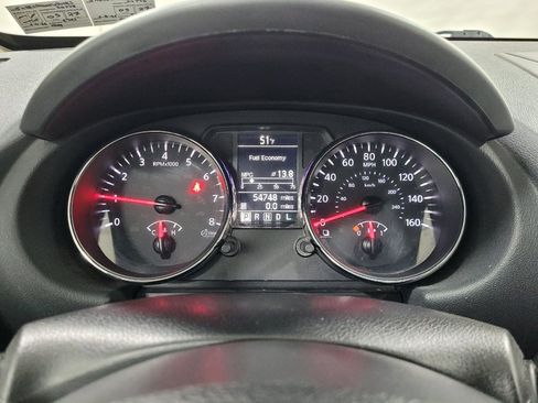 Used 2014 Nissan Rogue S AWD/4WD image 23