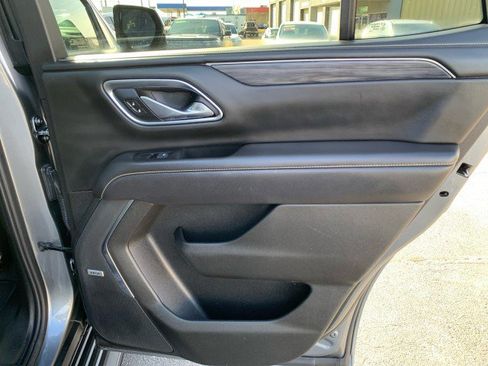 Used 2021 GMC Yukon SLT w/ SLT Luxury Plus Package image 19