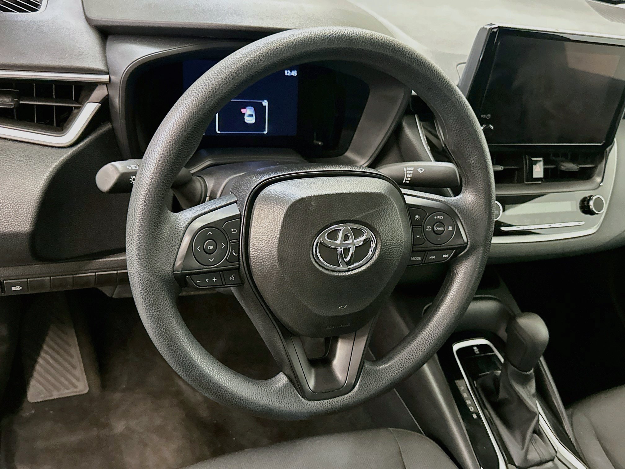 Used 2026 Toyota Corolla LE FWD image 18