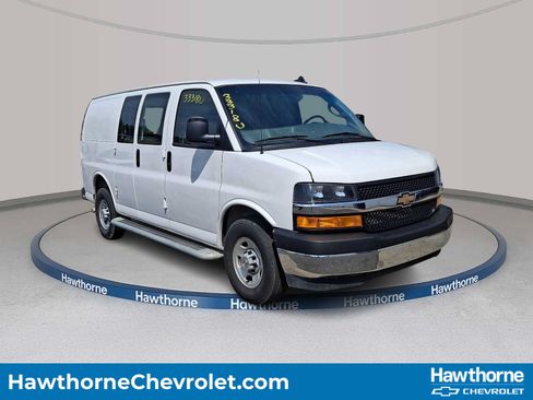 Used 2025 Chevrolet Express 2500 w/ Driver Convenience Package RWD image 1