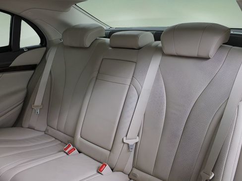 Used 2019 Mercedes-Benz S 450 Sedan image 21