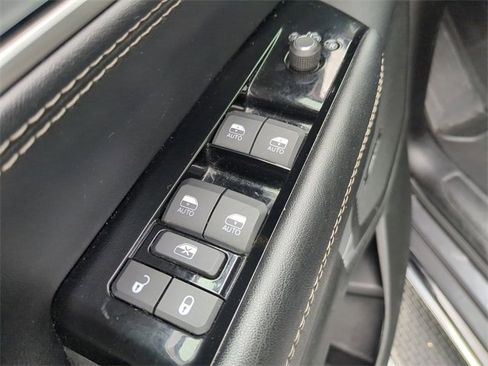 Used 2024 Jeep Wagoneer Series II image 22