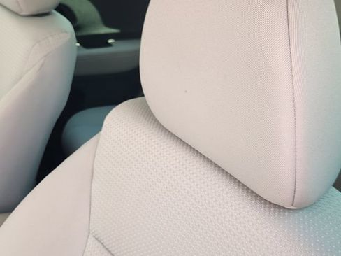 Used 2020 Honda HR-V LX image 16