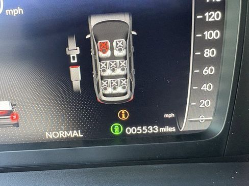 Used 2025 Honda Pilot Elite image 21