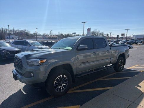 Certified 2023 Toyota Tacoma TRD Sport w/ Technology Package image 2