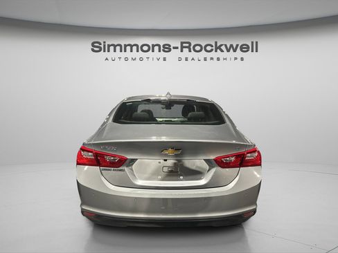 Used 2024 Chevrolet Malibu LT image 10