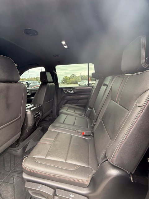 Used 2023 Chevrolet Suburban RST w/ Luxury Package AWD/4WD image 24