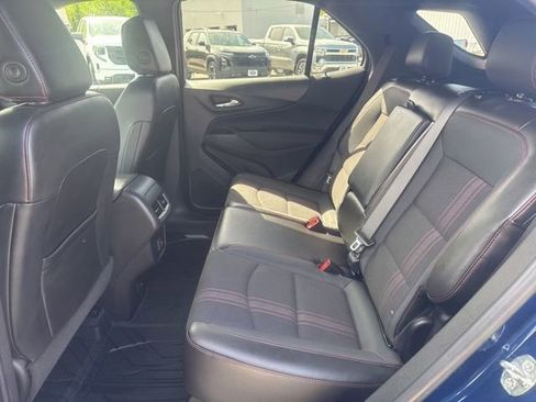 Used 2022 Chevrolet Equinox RS w/ Infotainment Package AWD/4WD image 28