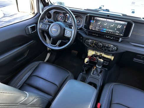 Used 2025 Jeep Wrangler Unlimited Rubicon 392 image 13