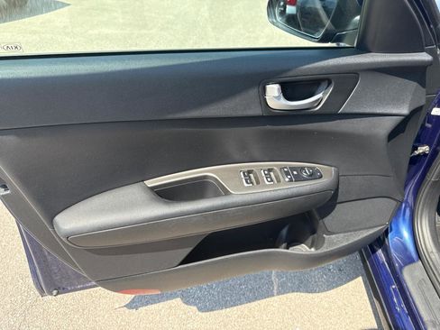 Used 2020 Kia Optima S FWD image 12