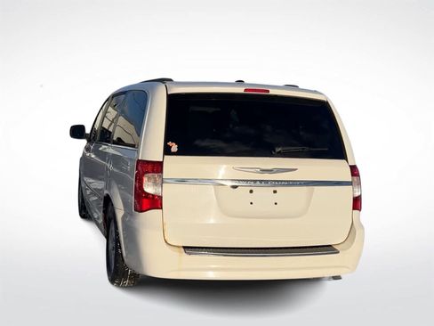 Used 2012 Chrysler Town & Country Touring w/ Entertainment Group #1 image 8