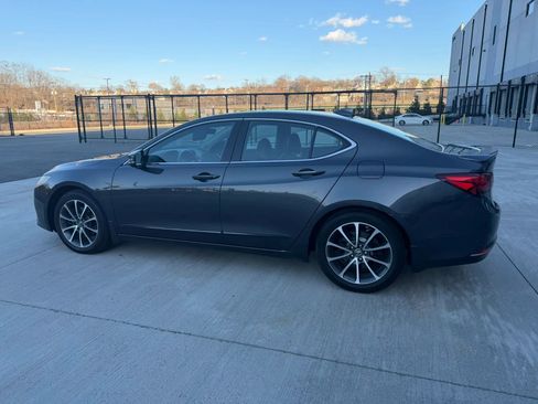 Used 2015 Acura TLX V6 w/ Technology Package FWD image 5