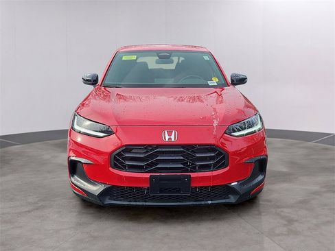 Certified 2025 Honda HR-V Sport image 2