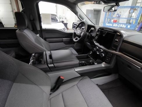 New 2025 Ford F150 XLT w/ Equipment Group 302A MID image 31