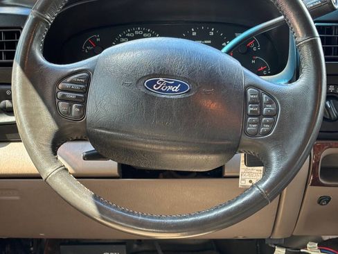 Used 2004 Ford Excursion Limited AWD/4WD image 27