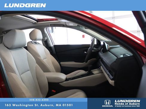Used 2024 Honda Accord EX image 17