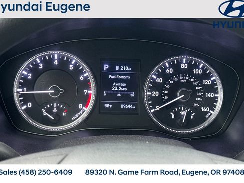 Used 2019 Hyundai Santa Fe SE image 30