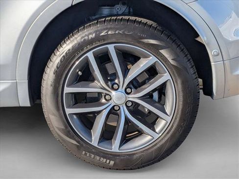 Certified 2024 Land Rover Discovery Sport S image 27