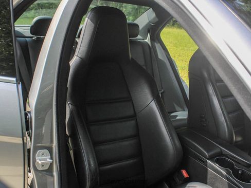Used 2013 Mercedes-Benz C 63 AMG Sedan image 25