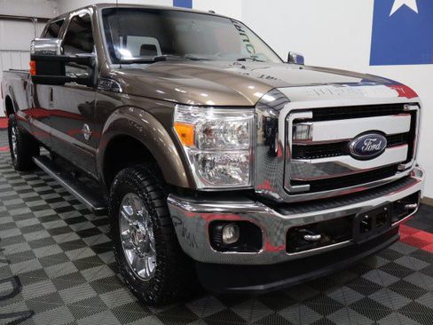 Used 2015 Ford F350 Lariat w/ Lariat Ultimate Package AWD/4WD image 18