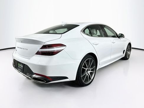 Used 2025 Genesis G70 2.5T RWD image 9