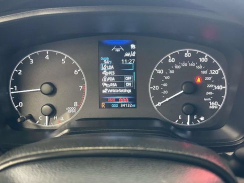 Used 2025 Toyota Corolla Cross L FWD image 26