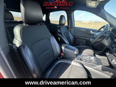 Used 2025 Ford Escape ST-Line Select image 19