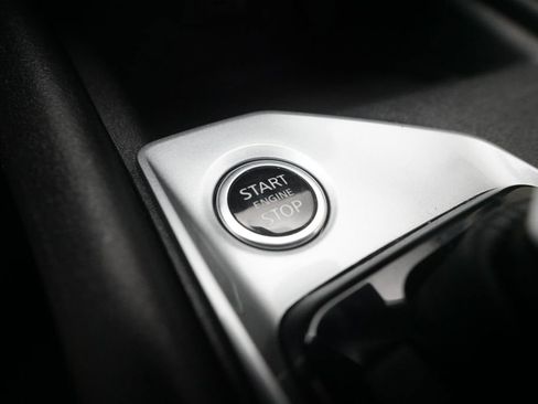 Used 2025 Nissan Altima 2.5 SV AWD/4WD image 30