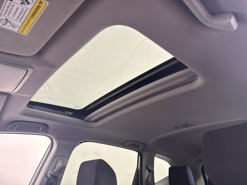 Certified 2022 Honda CR-V EX image 17