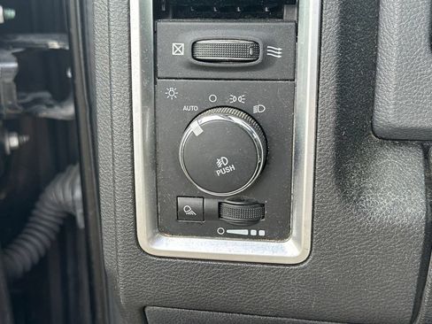 Used 2017 RAM 1500 Big Horn AWD/4WD image 18