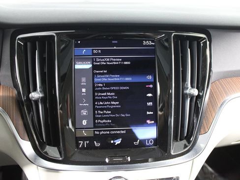 Used 2021 Volvo S60 T8 R-Design Expression AWD/4WD image 17