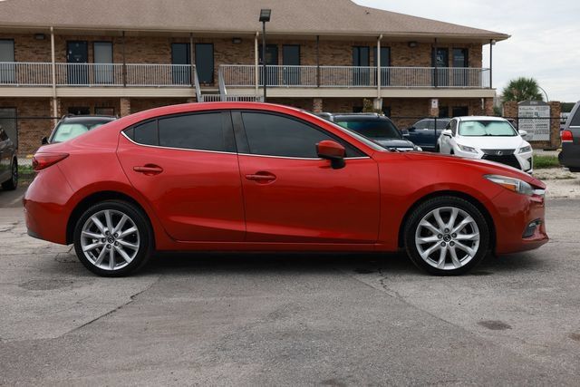 Used 2017 MAZDA MAZDA3 Touring FWD image 16