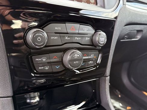 Used 2023 Chrysler 300 S w/ Comfort Group image 25