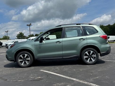 Used 2017 Subaru Forester 2.5i w/ Alloy Wheel Package AWD/4WD image 5