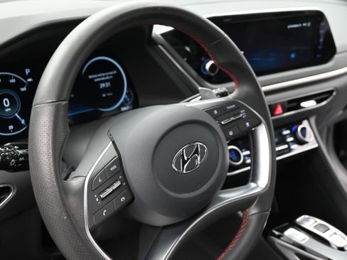 Used 2023 Hyundai Sonata SEL Plus FWD image 13