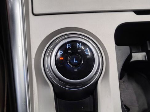 Used 2023 Ford Explorer XLT w/ Equipment Group 202A RWD image 21