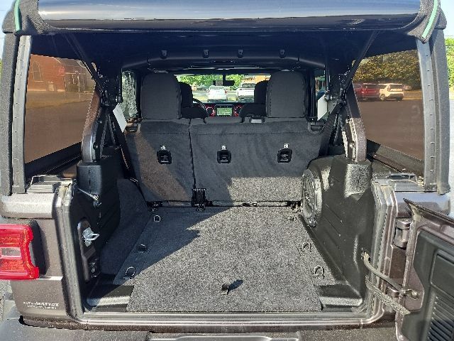 Used 2021 Jeep Wrangler Unlimited Rubicon AWD/4WD image 27