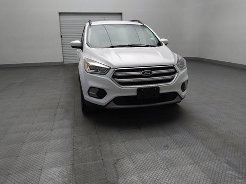 Used 2017 Ford Escape SE w/ Equipment Group 201A FWD image 14