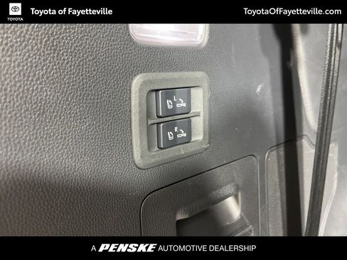 Used 2023 Lexus LX 600 4WD w/ Appearance Package image 11