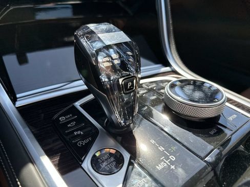 Used 2023 BMW M850i xDrive Convertible AWD/4WD image 44
