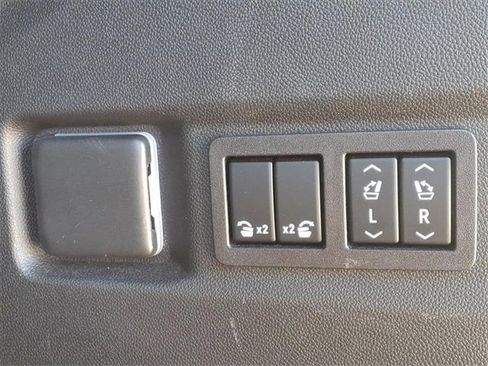 Certified 2024 Chevrolet Tahoe LT w/ Luxury Package image 10