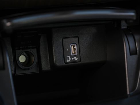 Used 2018 Honda Accord EX image 31