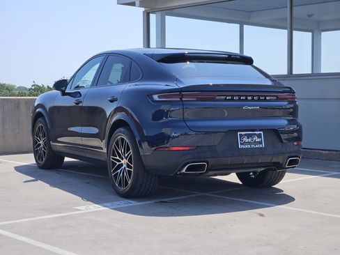 Certified 2026 Porsche Cayenne Coupe AWD/4WD image 3
