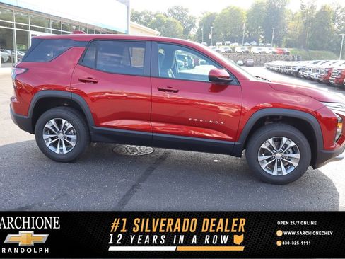 New 2027 Chevrolet Equinox LT FWD image 1
