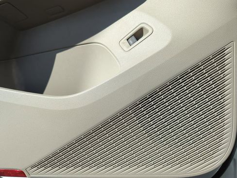 New 2026 Volkswagen Atlas SE image 29