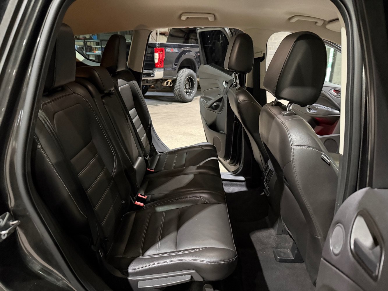 Used 2017 Ford Escape Titanium w/ Equipment Group 301A FWD image 22
