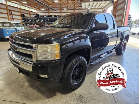 Used 2009 Chevrolet Silverado 1500 LT w/ Power Pack Plus AWD/4WD image 1